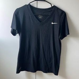 Nike short sleeve v-neck tee